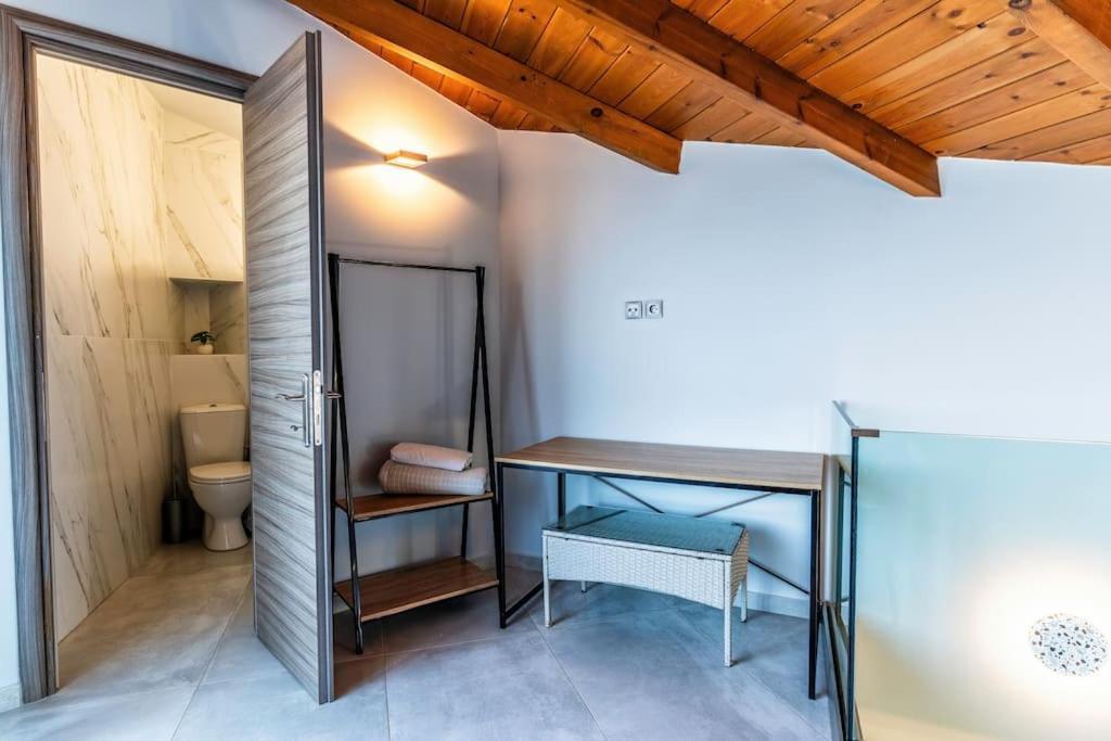 Zefyros Suite , Seafront Retreat ! Pánormos Exteriör bild