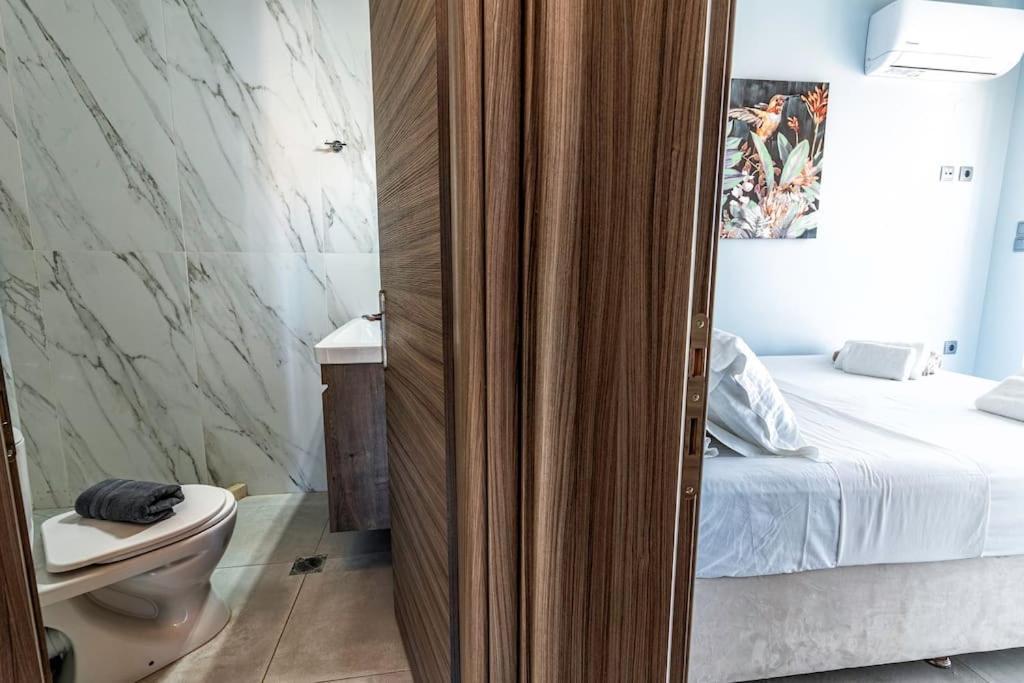 Zefyros Suite , Seafront Retreat ! Pánormos Exteriör bild